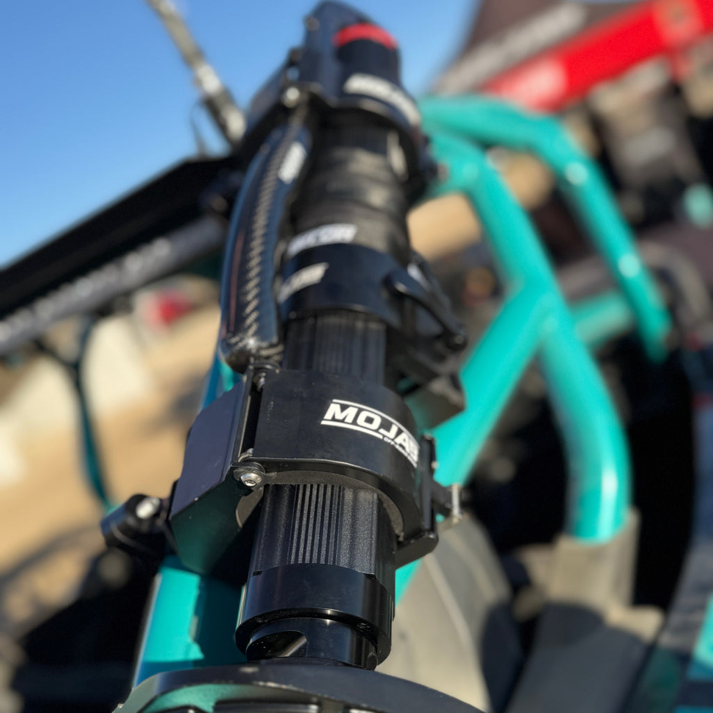 Gato hidráulico compacto Mojab CarbonPro con abrazaderas de montaje MLH de 40''