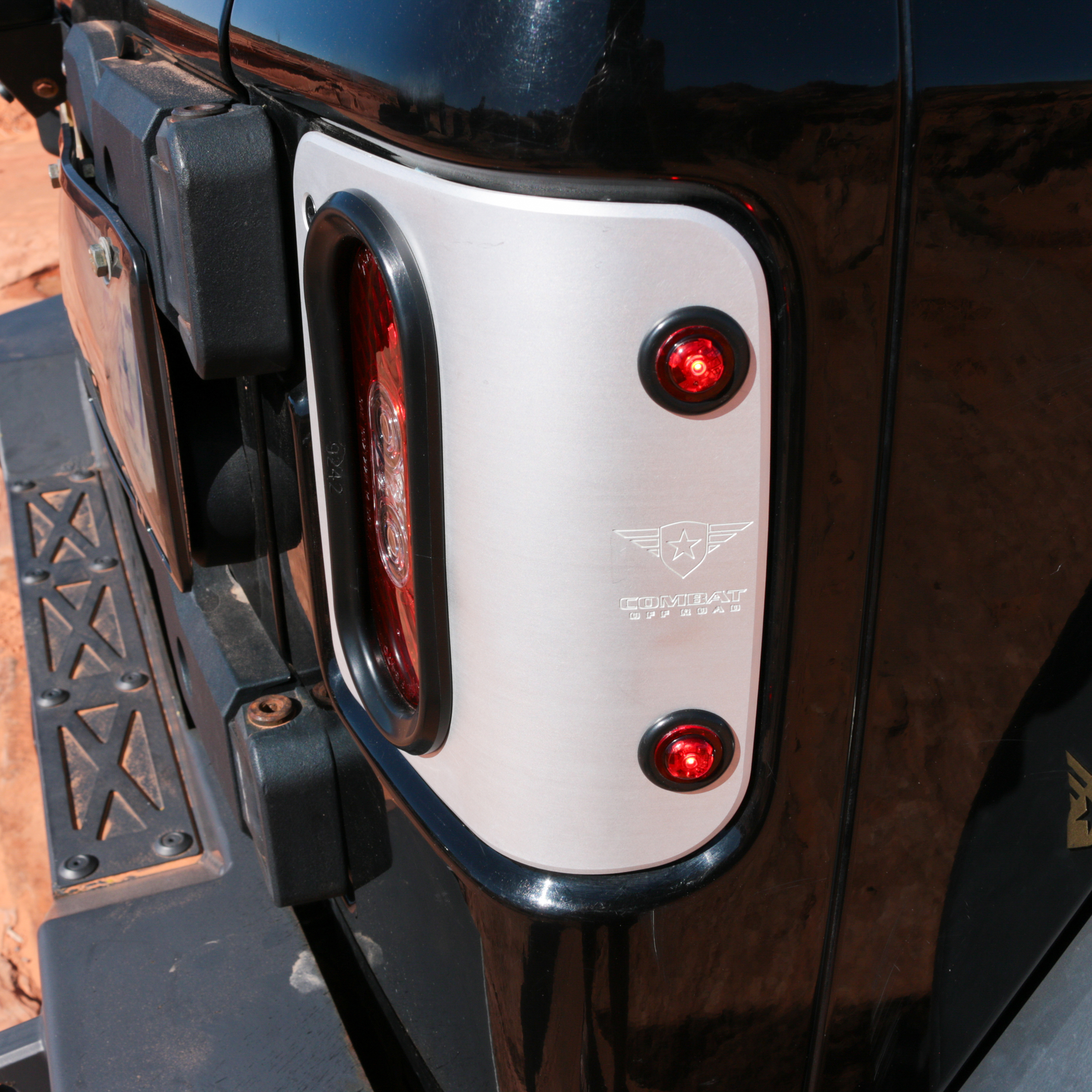 Jeep JL/JLU Wrangler Off Road LED Tail Light Kit - Raw Aluminum