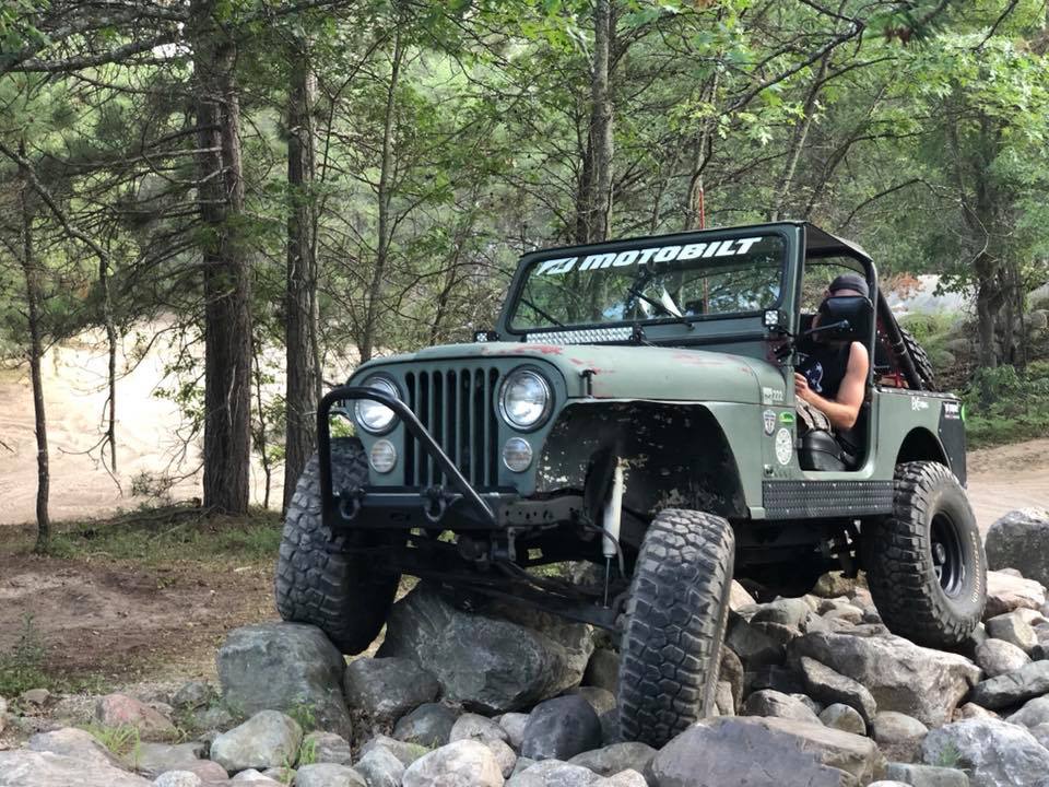 Motobilt Jeep CJ Stubby Front Bumper w/ Stinger