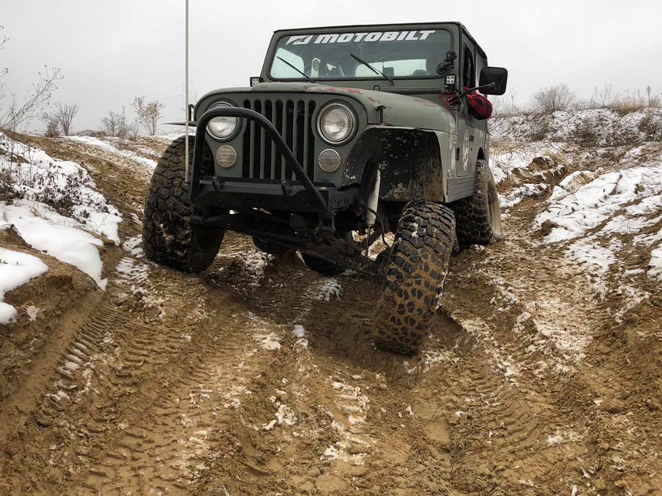 Motobilt Jeep CJ Stubby Front Bumper w/ Stinger
