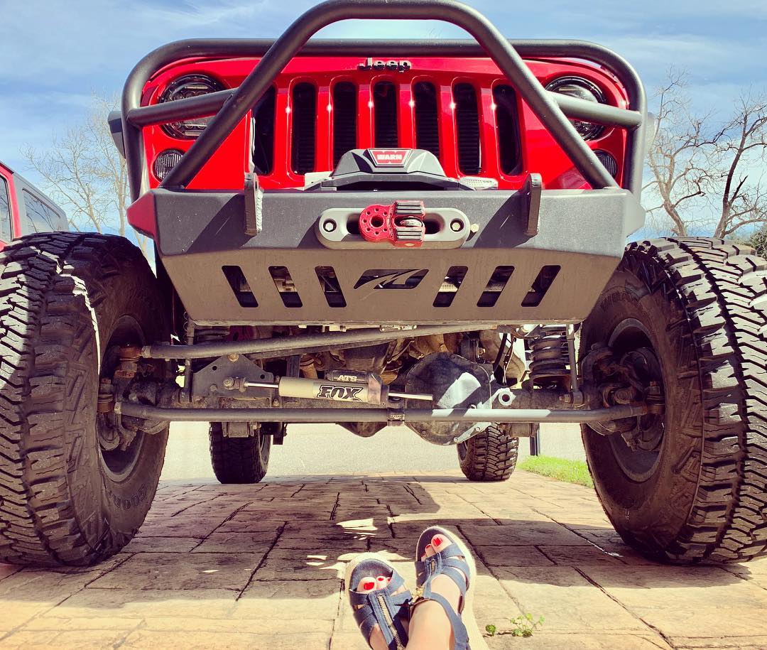 Motobilt Jeep Wrangler JK / JKU Crusher Front Bumper w/Grill Hoop and Stinger