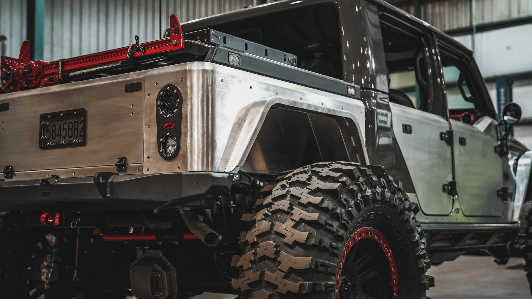 Motobilt Jeep Gladiator JT Aluminum Bobbed Replacement Bed