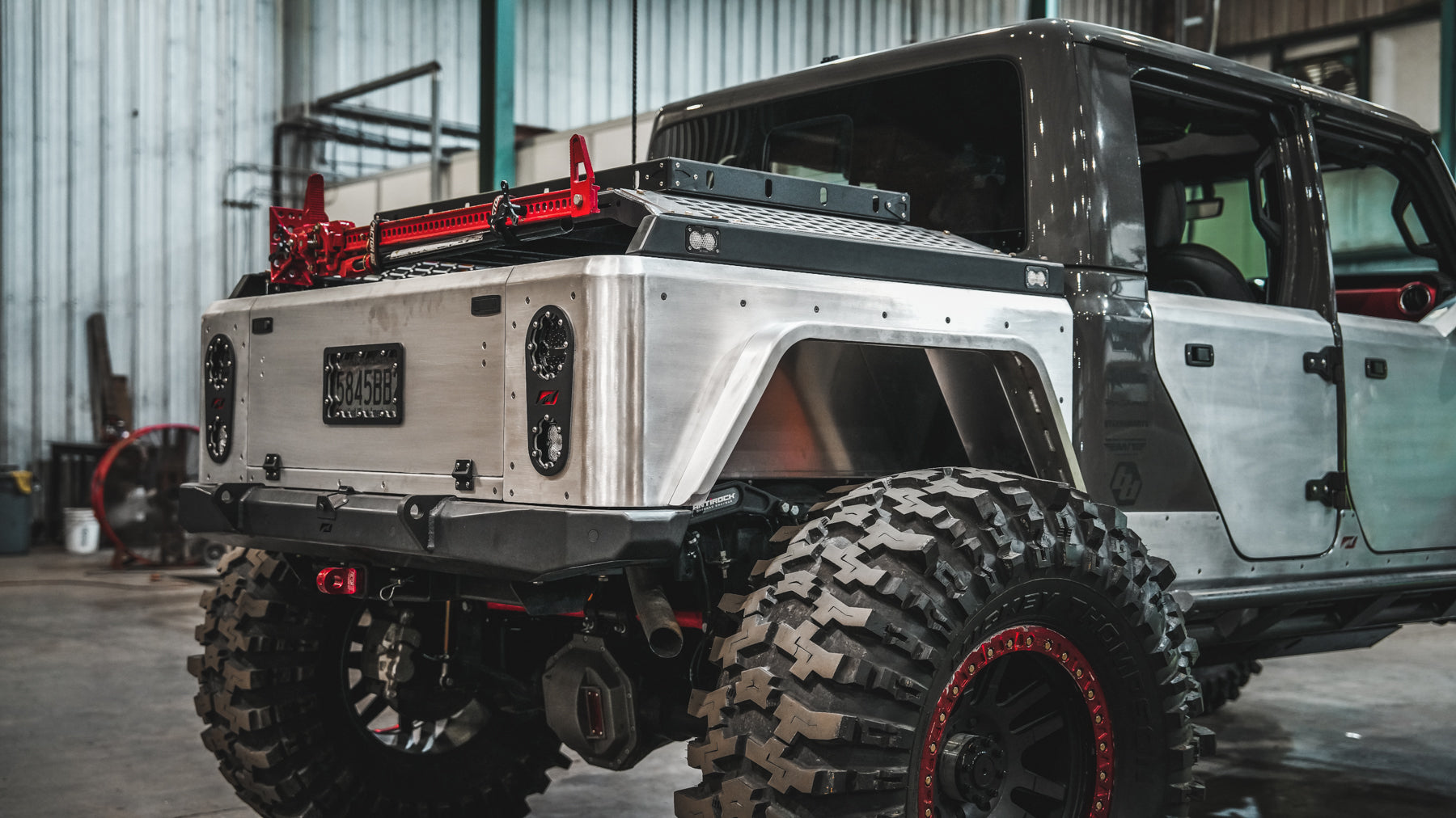Motobilt Jeep Gladiator JT Aluminum Bobbed Replacement Bed