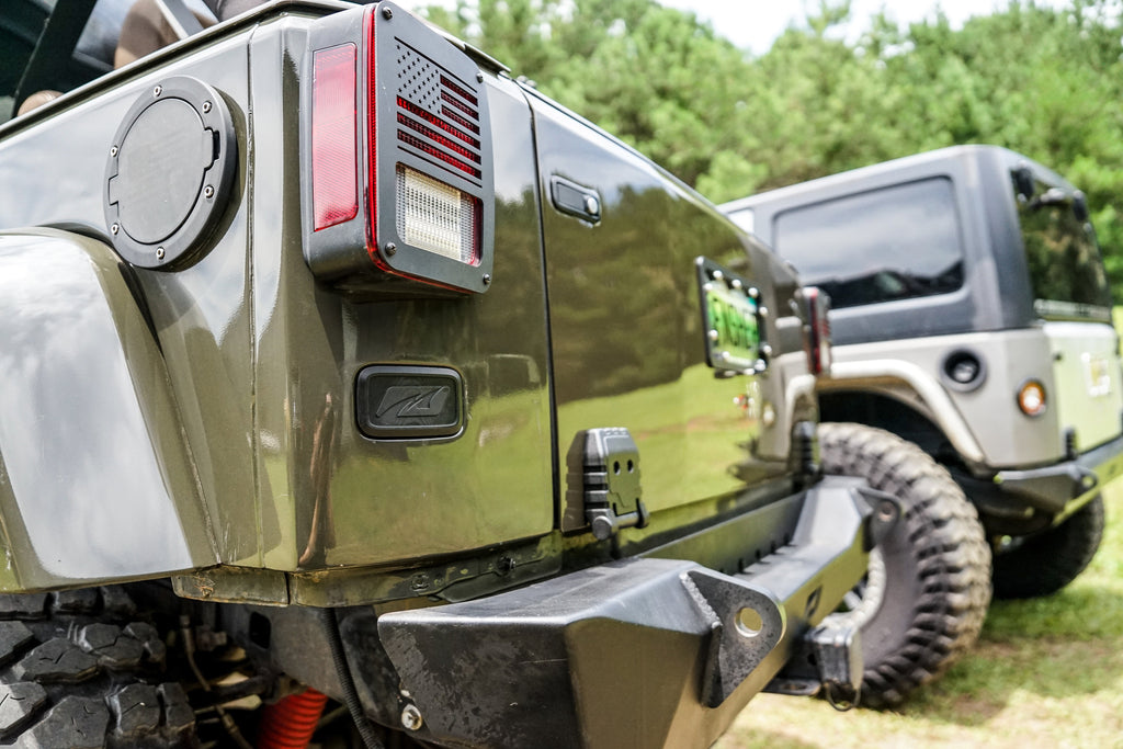Portón trasero abatible para Jeep JK/JKU