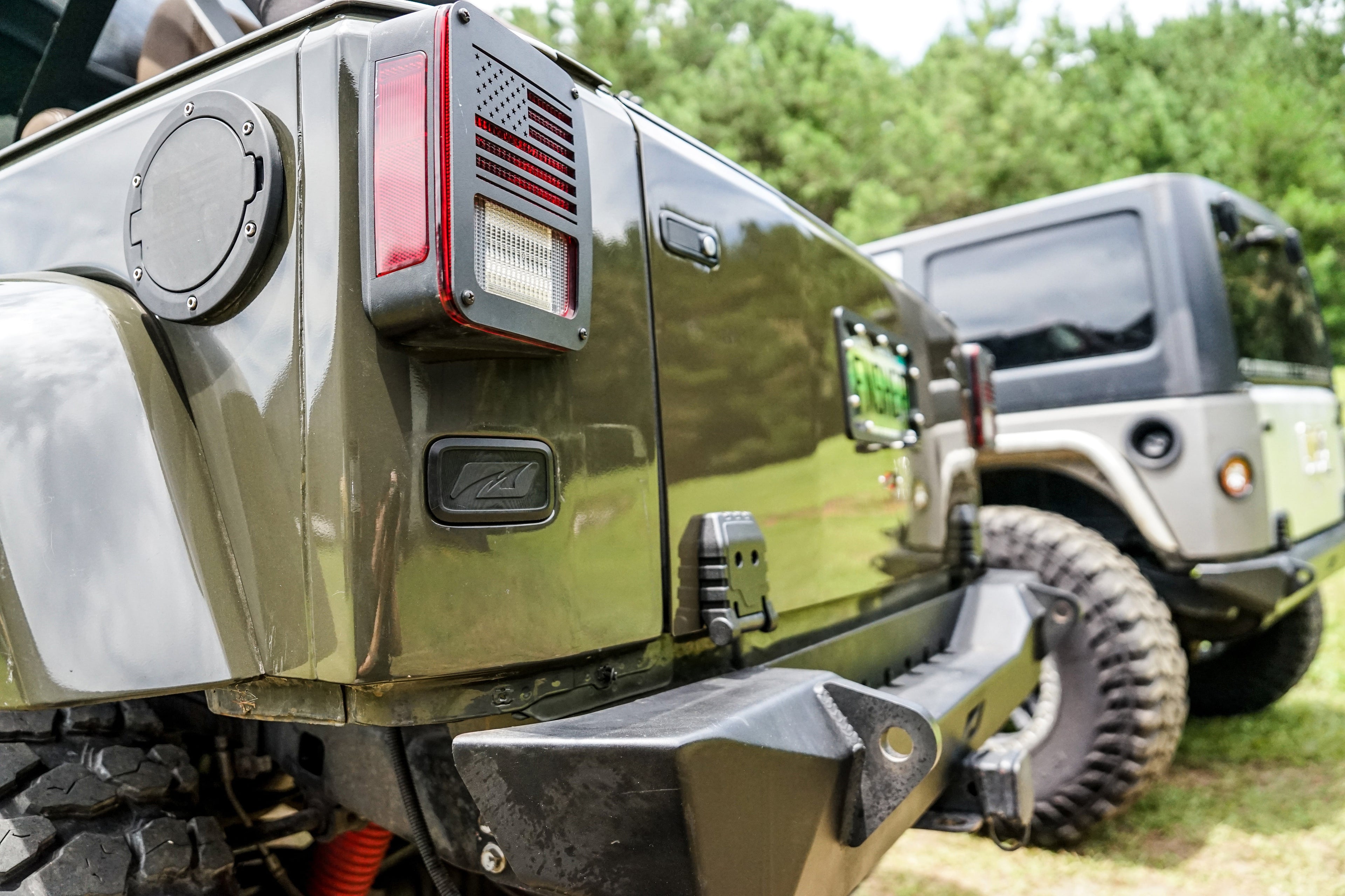 Portón trasero abatible para Jeep JK/JKU