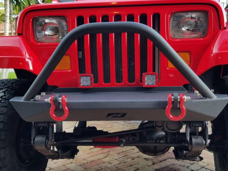 Defensa delantera de ancho medio Motobilt Jeep Wrangler YJ / TJ / LJ con stinger