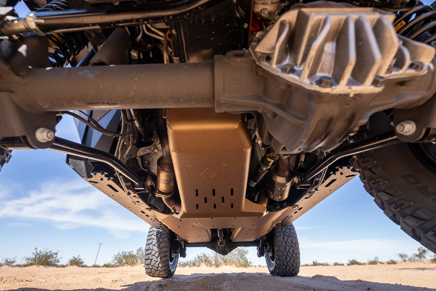 JLU 392 BELLYPAN SKID WITH MAGNAFLOW EXHAUST SKID