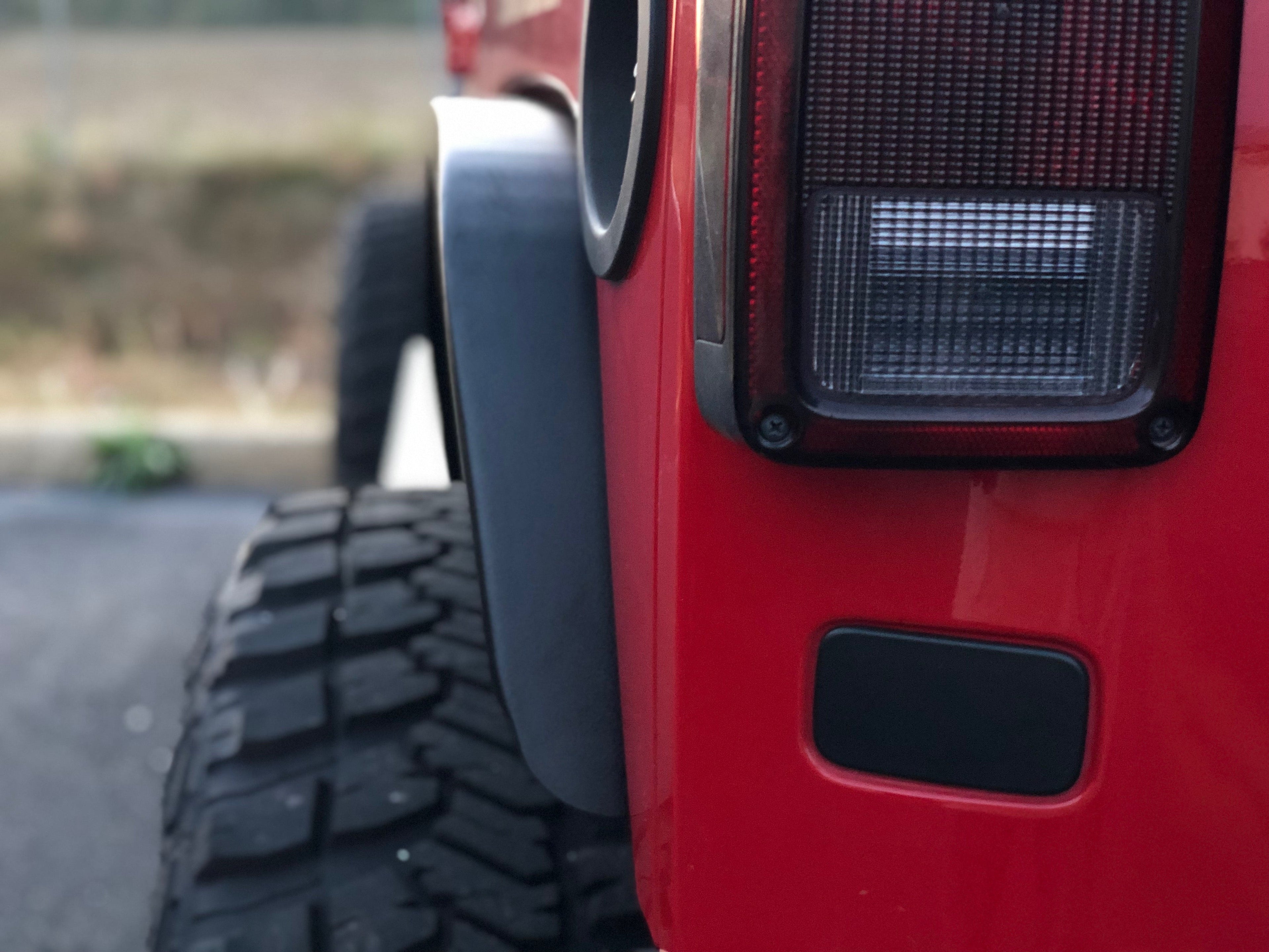 Guardabarros trasero Crusher con extensión de 2" para Jeep JK / JKU - Aluminio