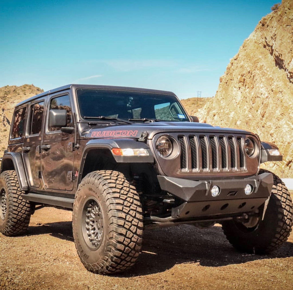 Parachoques delantero Motobilt Hammer para Jeep Wrangler JL / Gladiator JT con soportes para faros antiniebla y placa protectora