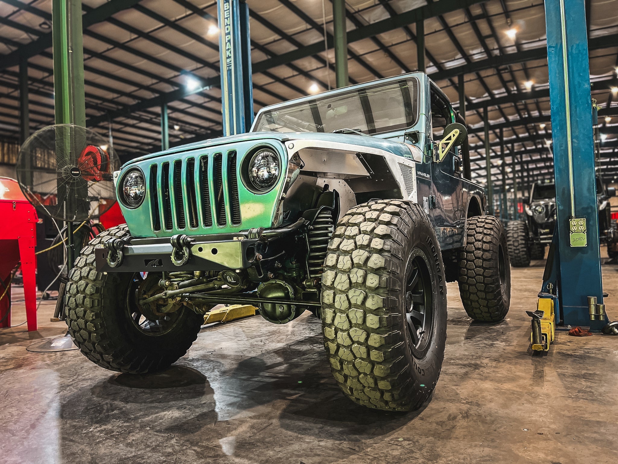 Hatchet High Line Front Fenders 0" Flare for Jeep TJ/LJ - Aluminum