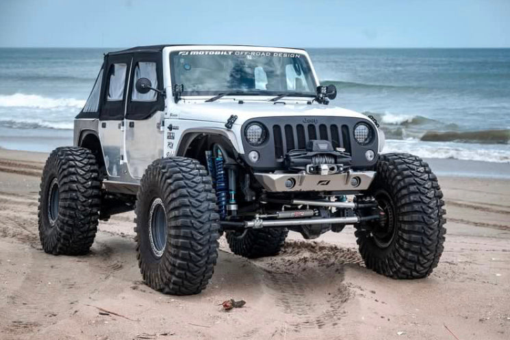 Motobilt Jeep Wrangler JK / JKU Hatchet Series Front Frame Chop Bumper w/Fog Mounts