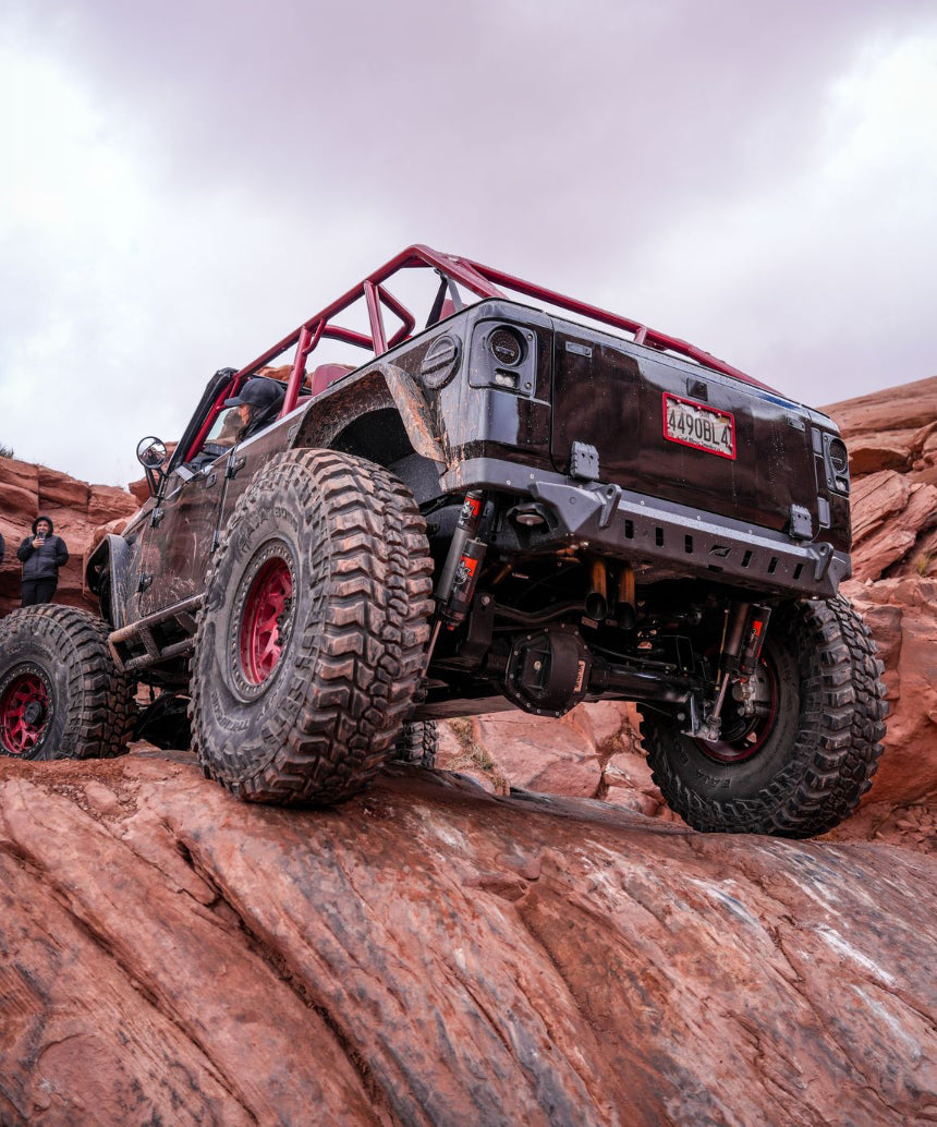 Motobilt Jeep Wrangler JL / JLU Micro Series Rear Bumper