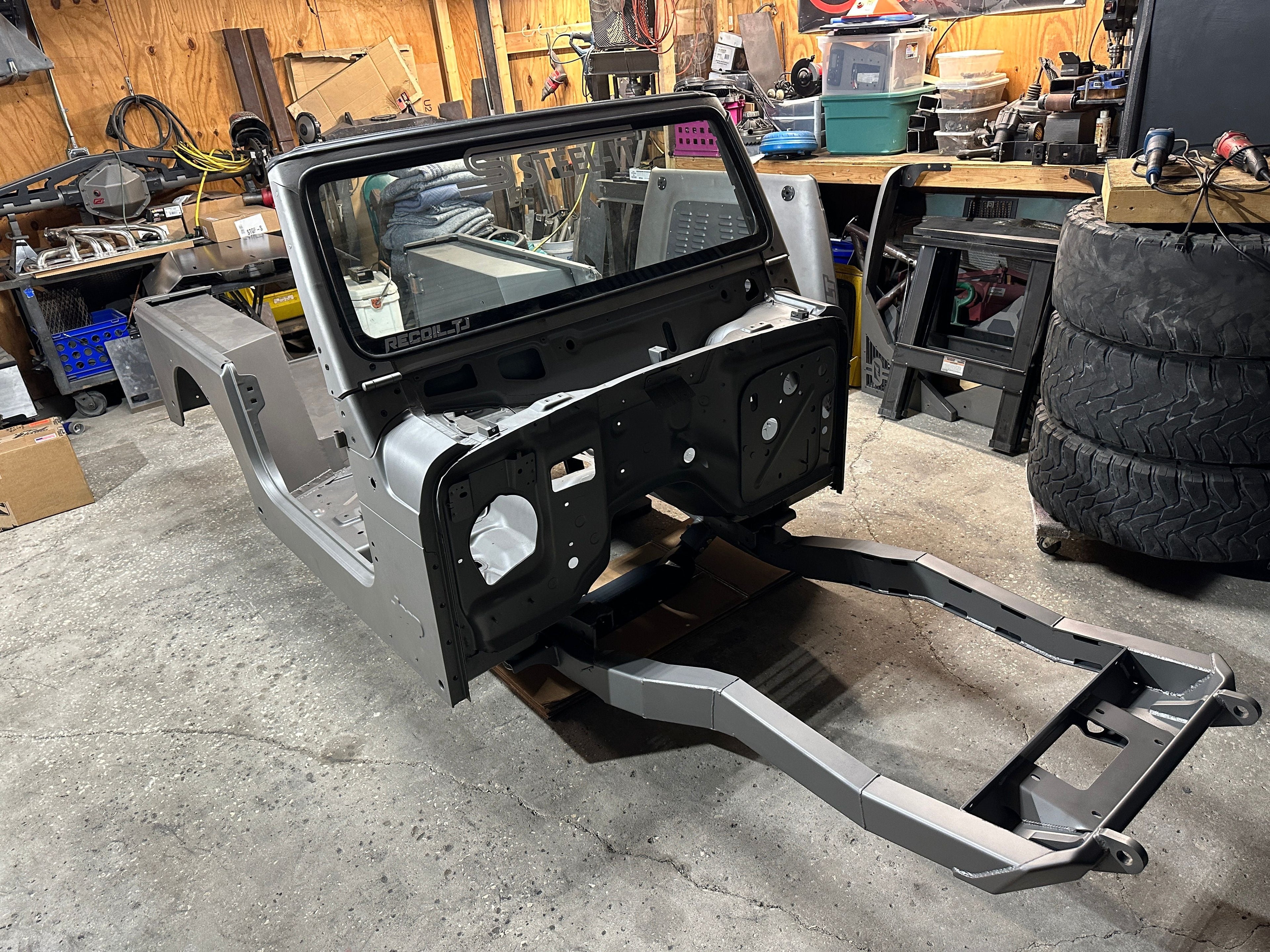 Motobilt Jeep Wrangler TJ / LJ / YJ Front Half Frame Kit
