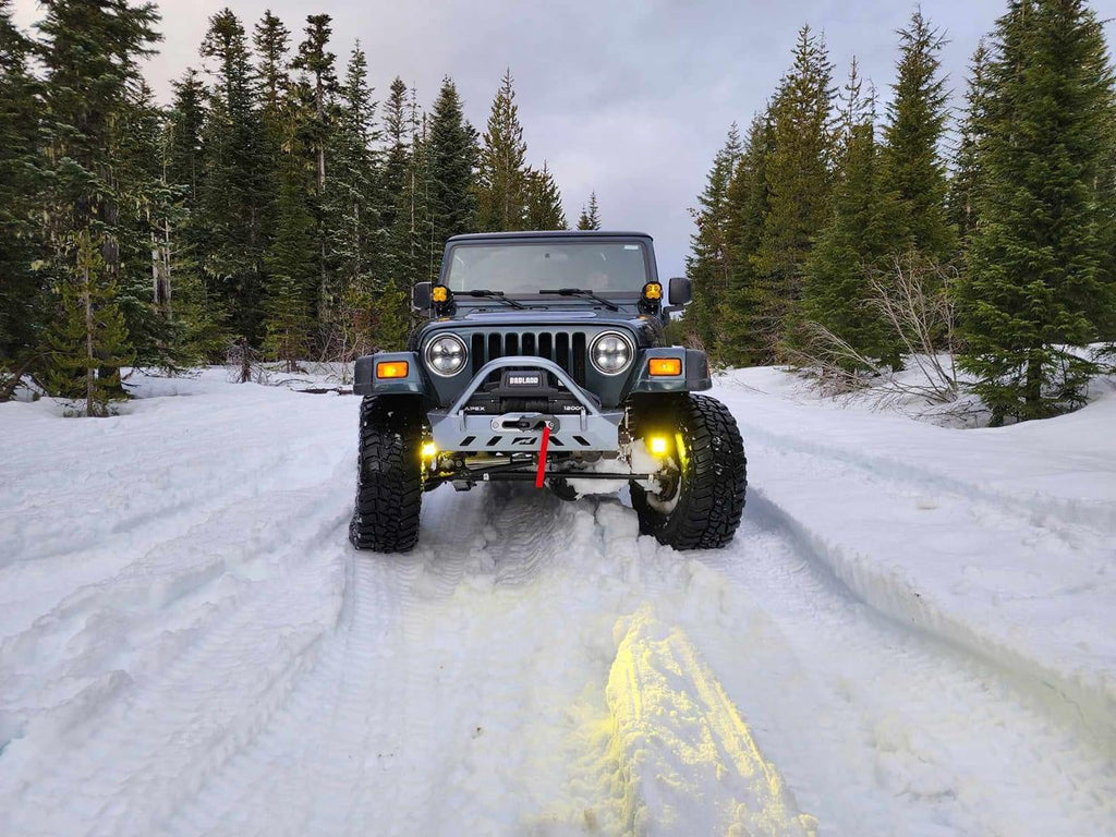 Defensa Delantera Motobilt Crusher con Barra Antivuelco para Jeep Wrangler YJ / TJ / LJ