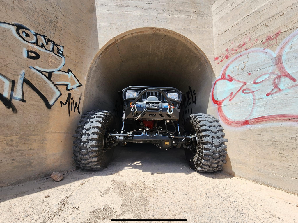 Motobilt Jeep Wrangler YJ / TJ /LJ Crusher Front Bumper w/ Grill Hoop & Bull Bar for Jeep