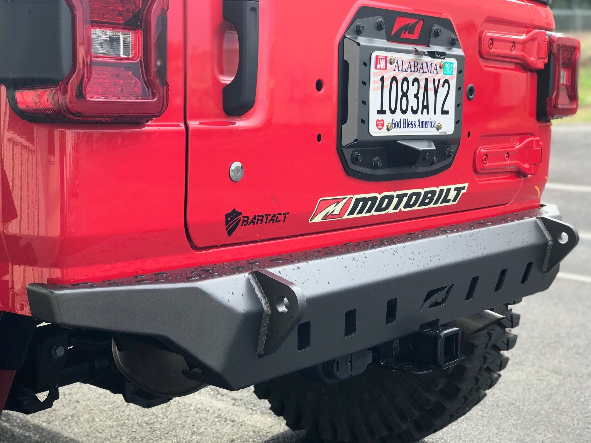 Motobilt Jeep Wrangler JL / JLU Crusher Paragolpes trasero sin rueda de repuesto