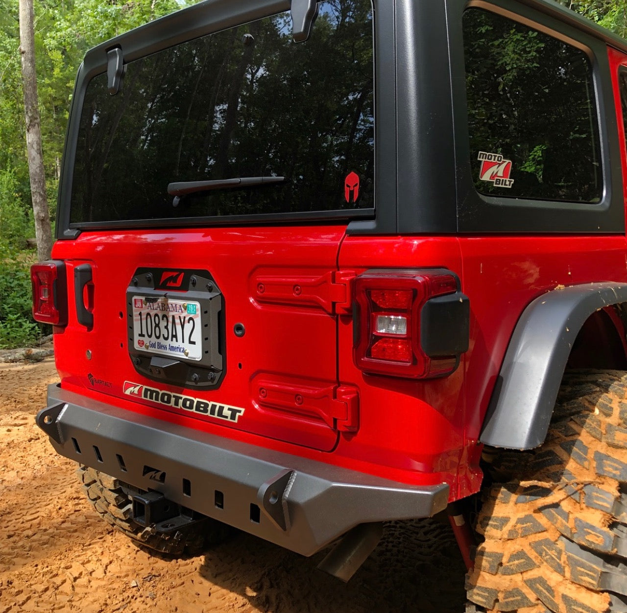 Motobilt Jeep Wrangler JL / JLU Crusher Paragolpes trasero sin rueda de repuesto