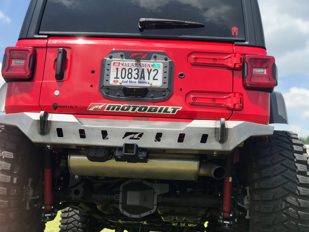 Parachoques trasero Crusher Motobilt para Jeep Wrangler JL con recorte para llanta de repuesto