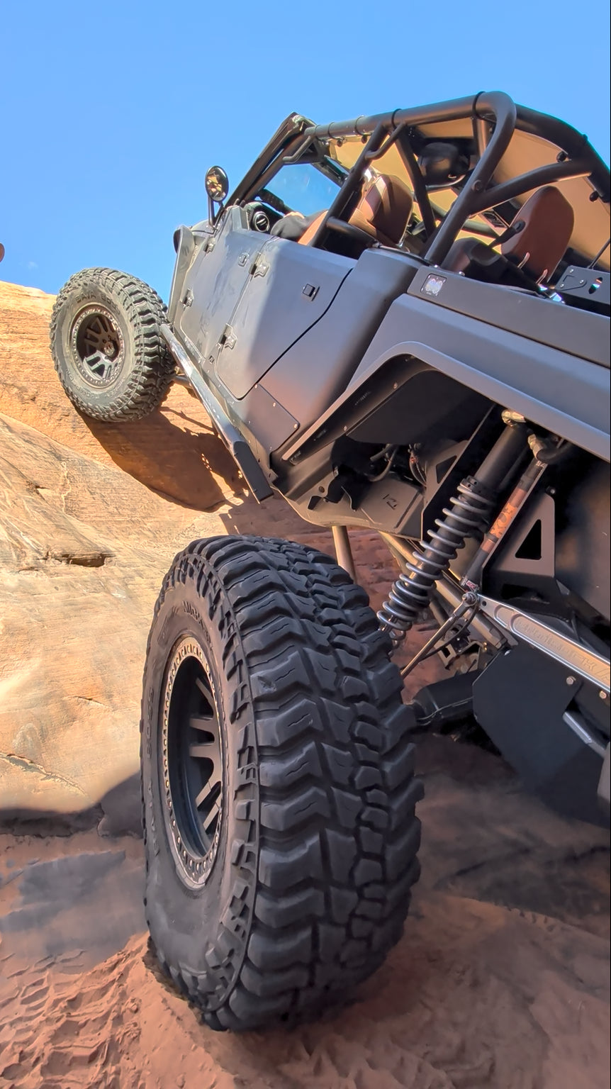 Motobilt Jeep Gladiator JT Back Half Kit - Bobbed Bed