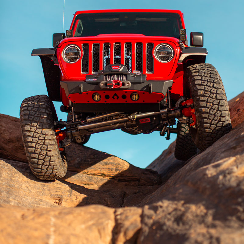 Artec Parachoques Delantero Nighthawk con Placa Protectora de Aluminio para Jeep Wrangler JK, JL y Gladiator JT