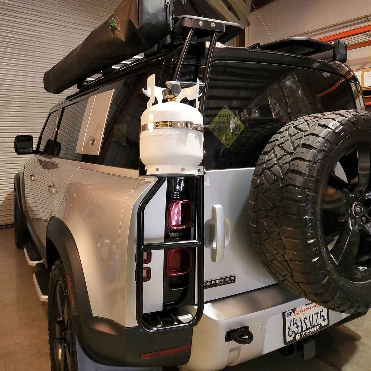 Power Tank Ladder Cross-Bar Mount for Propane and CO2 Power Tanks