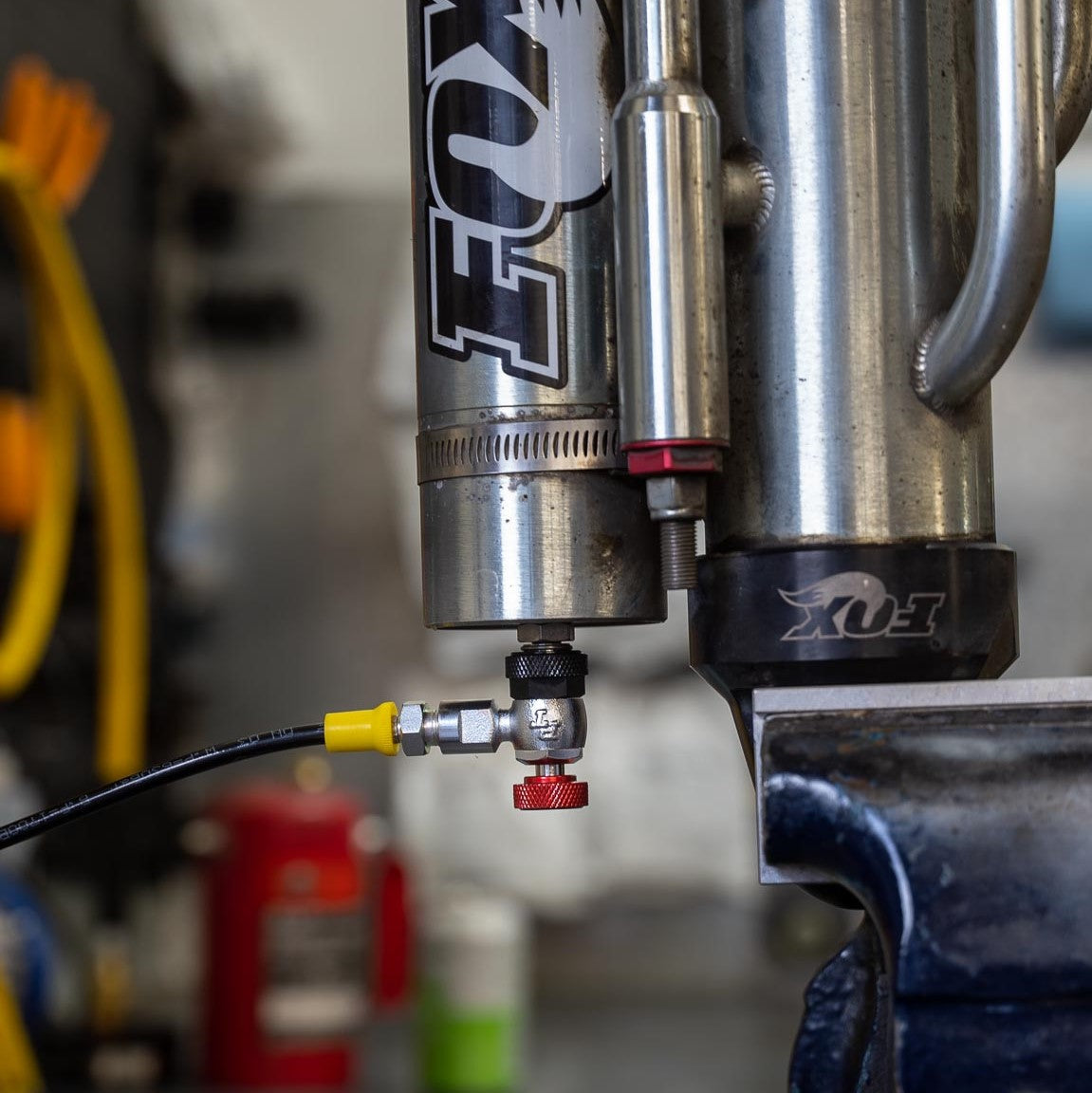 Power Tank Shock Boss™ V2 - Portable Nitrogen Shock Tuning Kit
