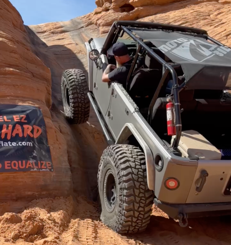 Guardabarros delanteros Hatchet Highline para Jeep JK/JKU - Aluminio