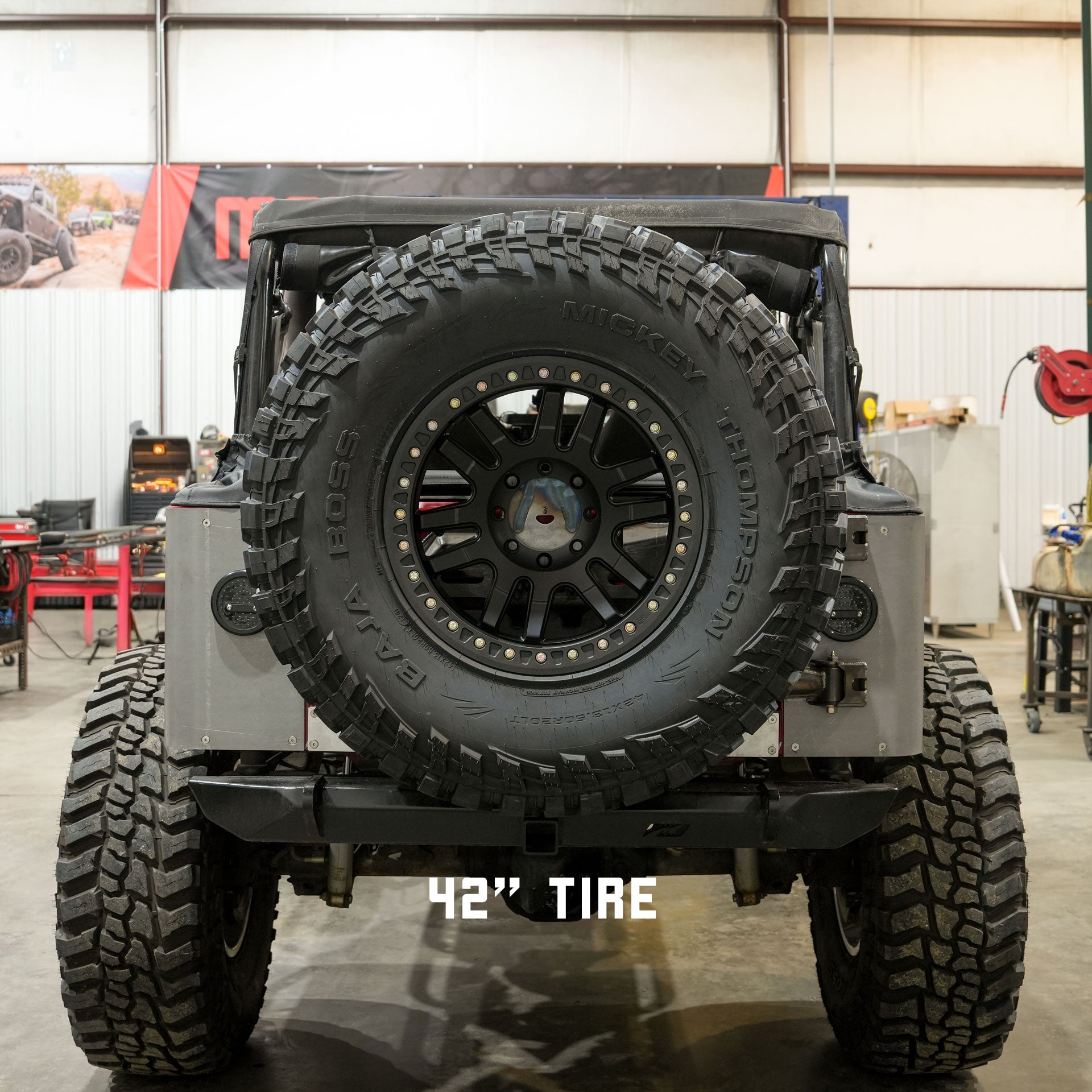 Body Mount Tire Carrier for Jeep YJ / TJ / LJ - 8 x 170mm