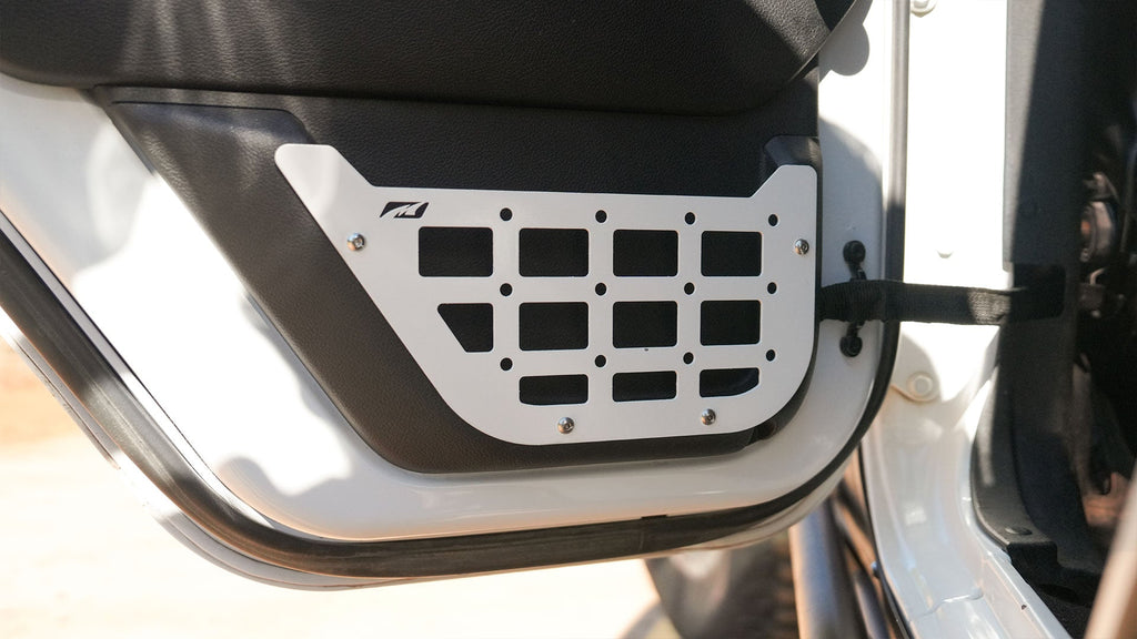 Bolsillo MOLLE para mapas en puerta trasera 11-18 para Jeep JKU