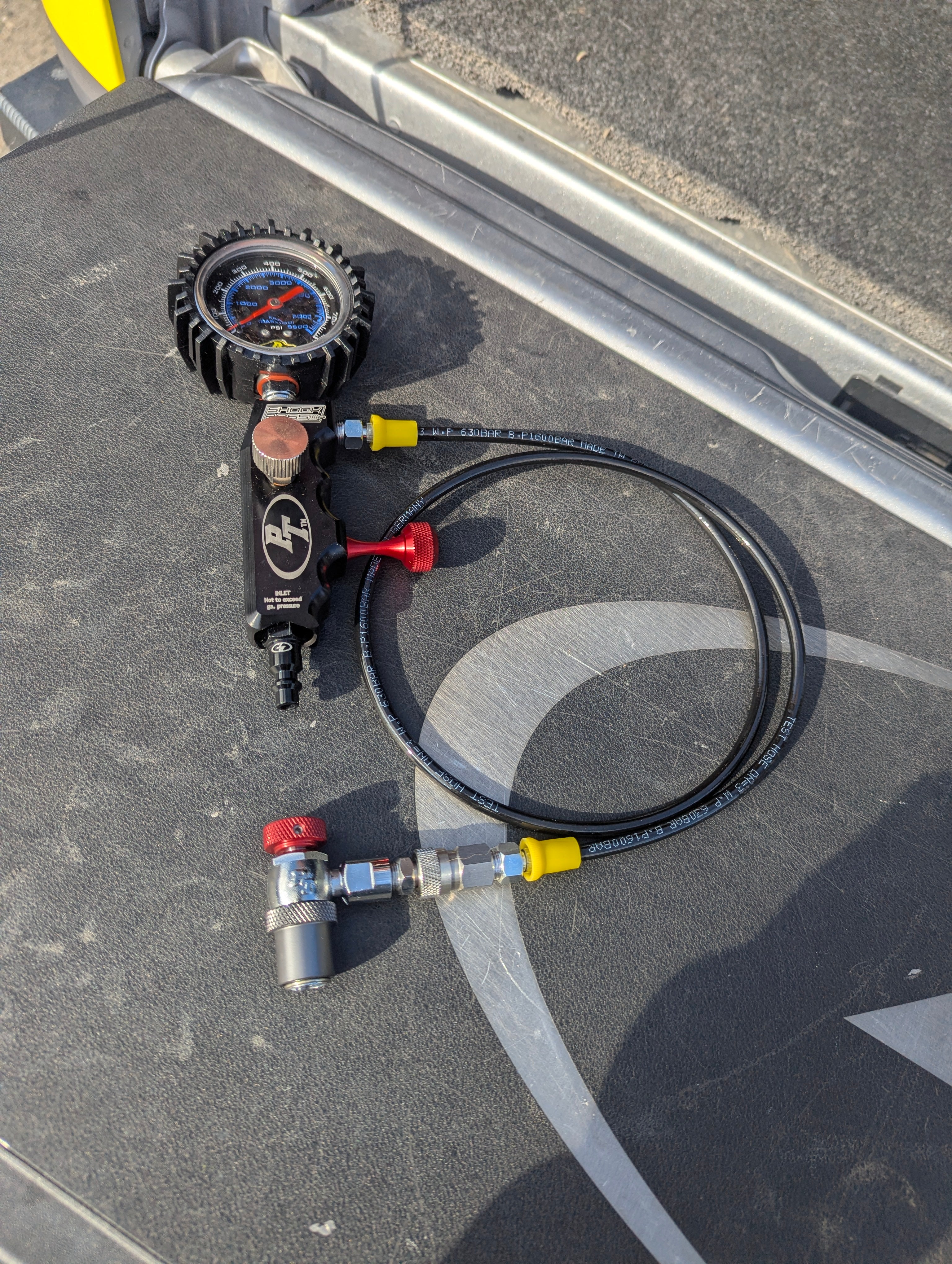 Power Tank Shock Inflator with Gauge Tool