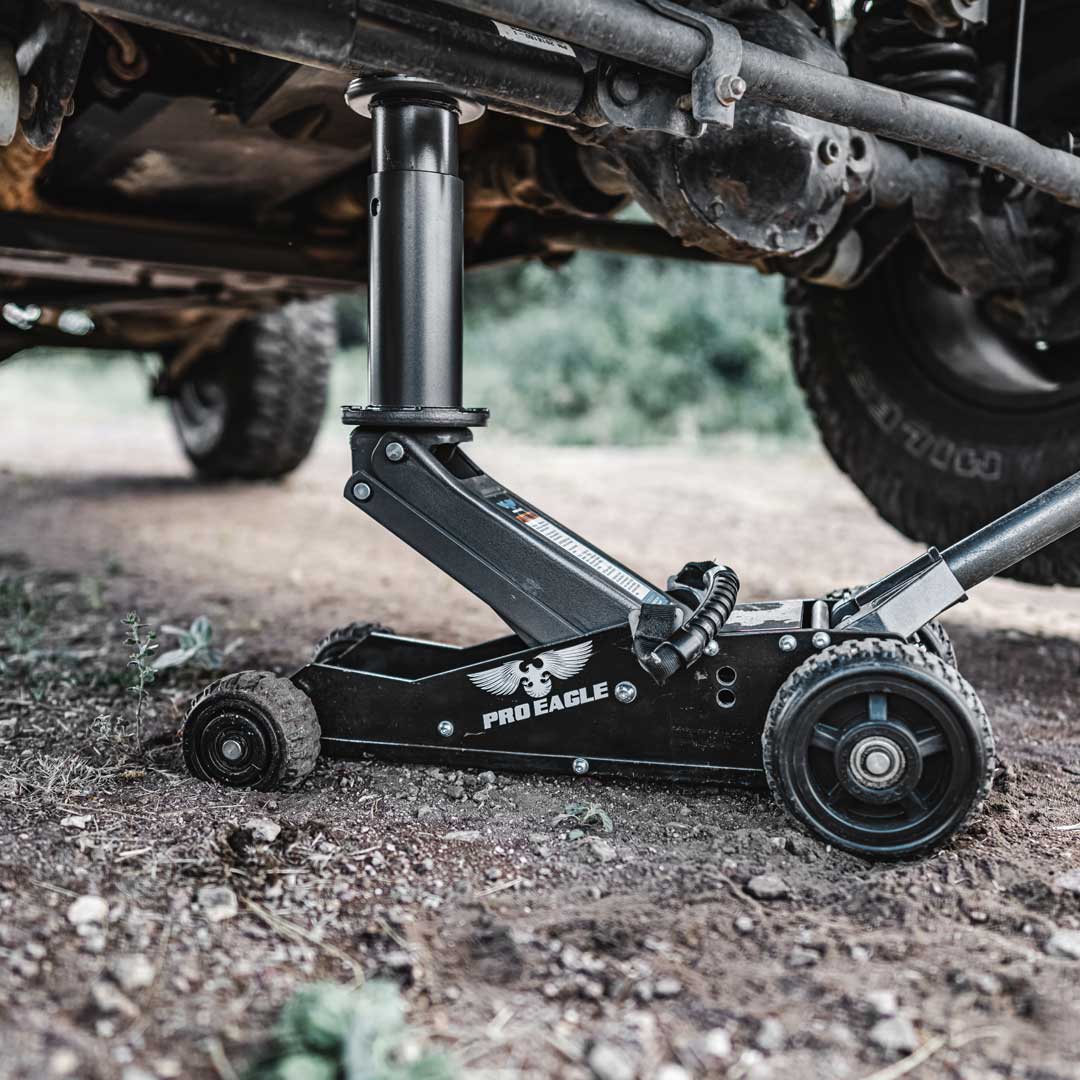 Pro Eagle 1.5 Ton Big Wheel Off Road Jack - "Talon"