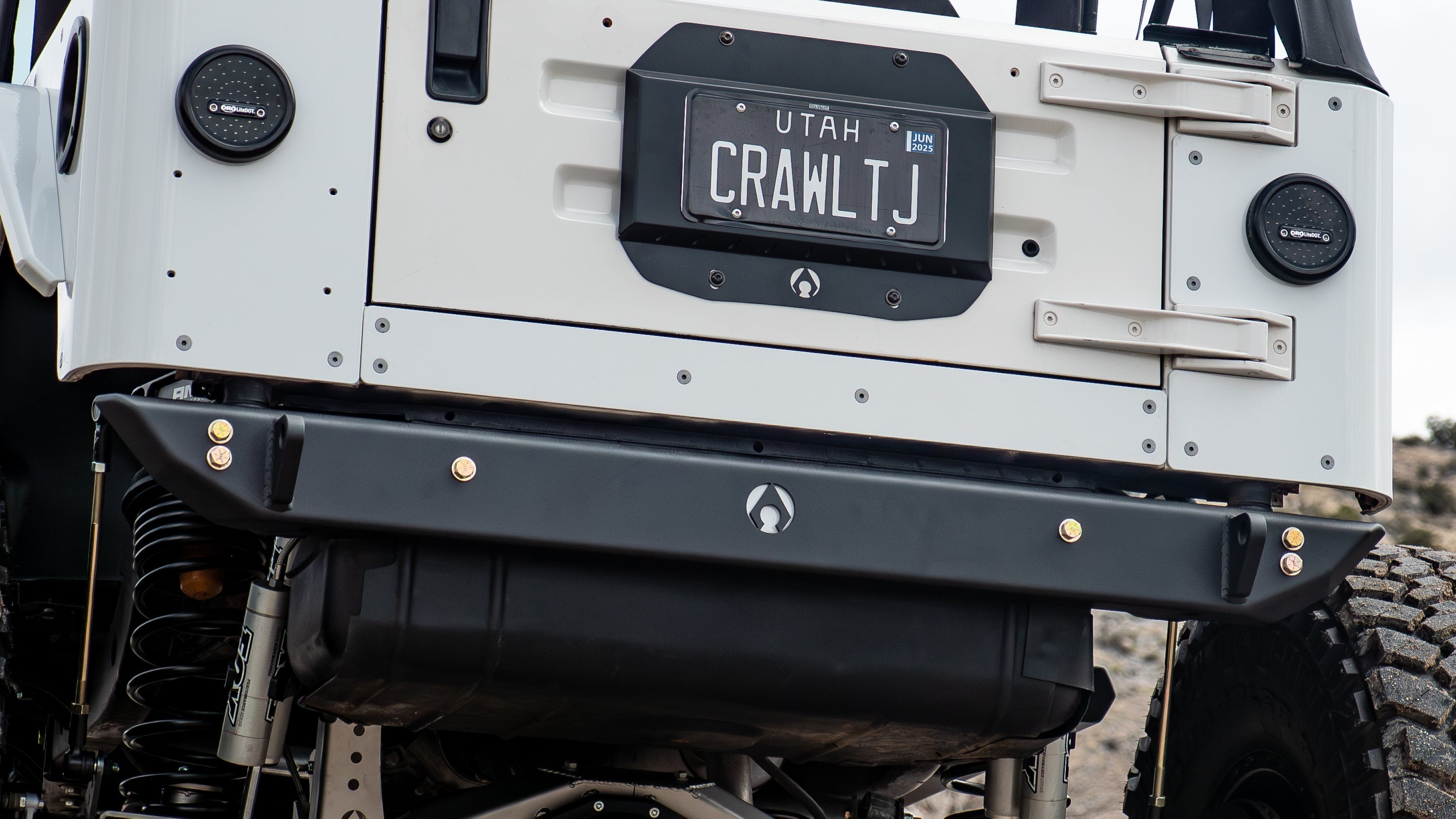 TJ/LJ Under Tailgate Plate Aluminum