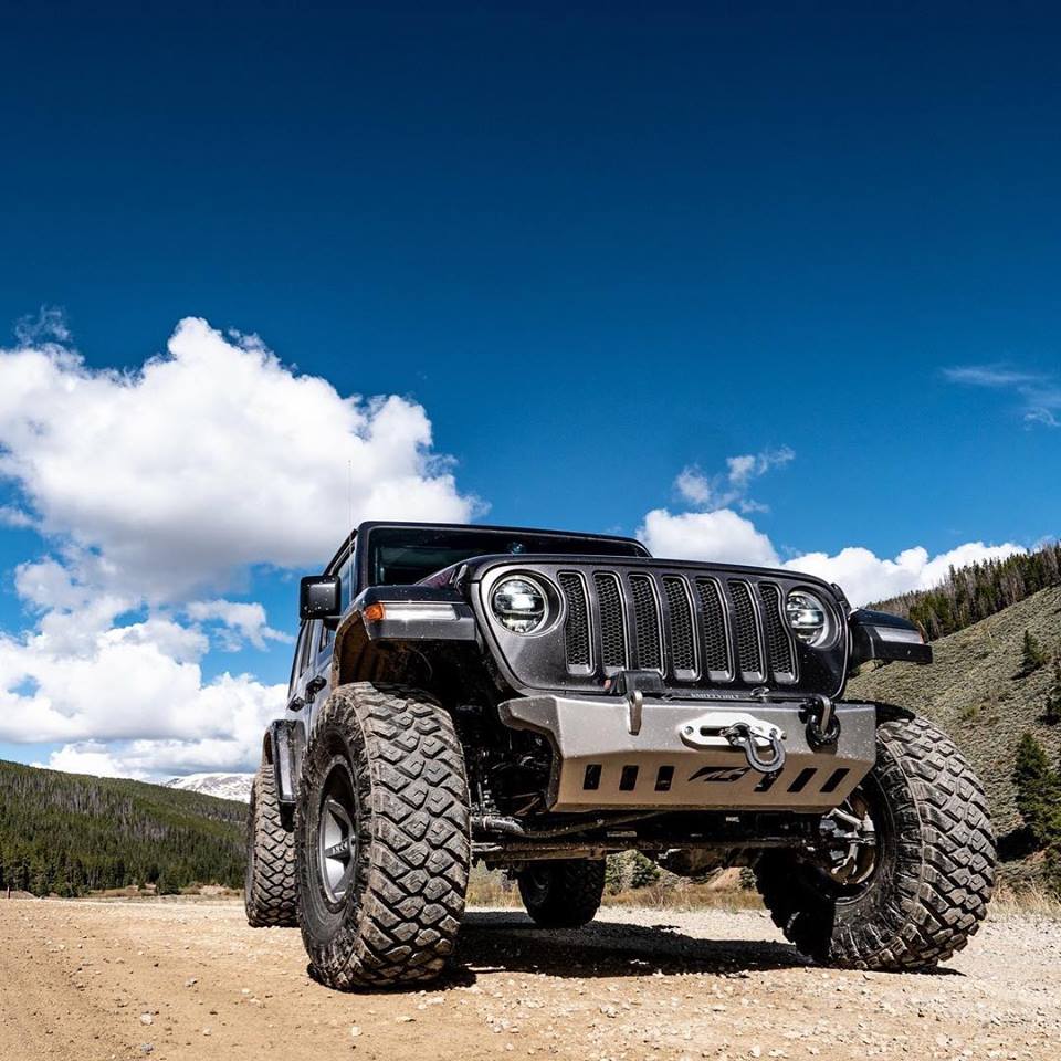Motobilt Jeep Wrangler JL and Gladiator JT Crusher Front Bumper
