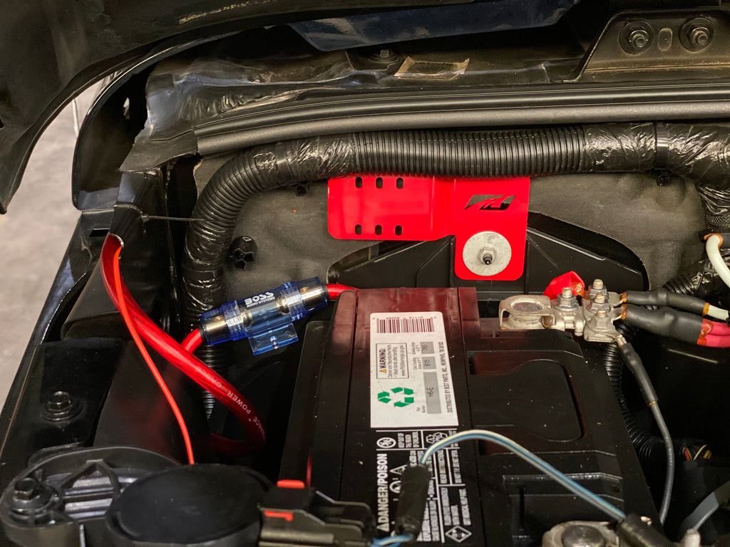 Montaje del fusible del amplificador para Jeep JK / JKU