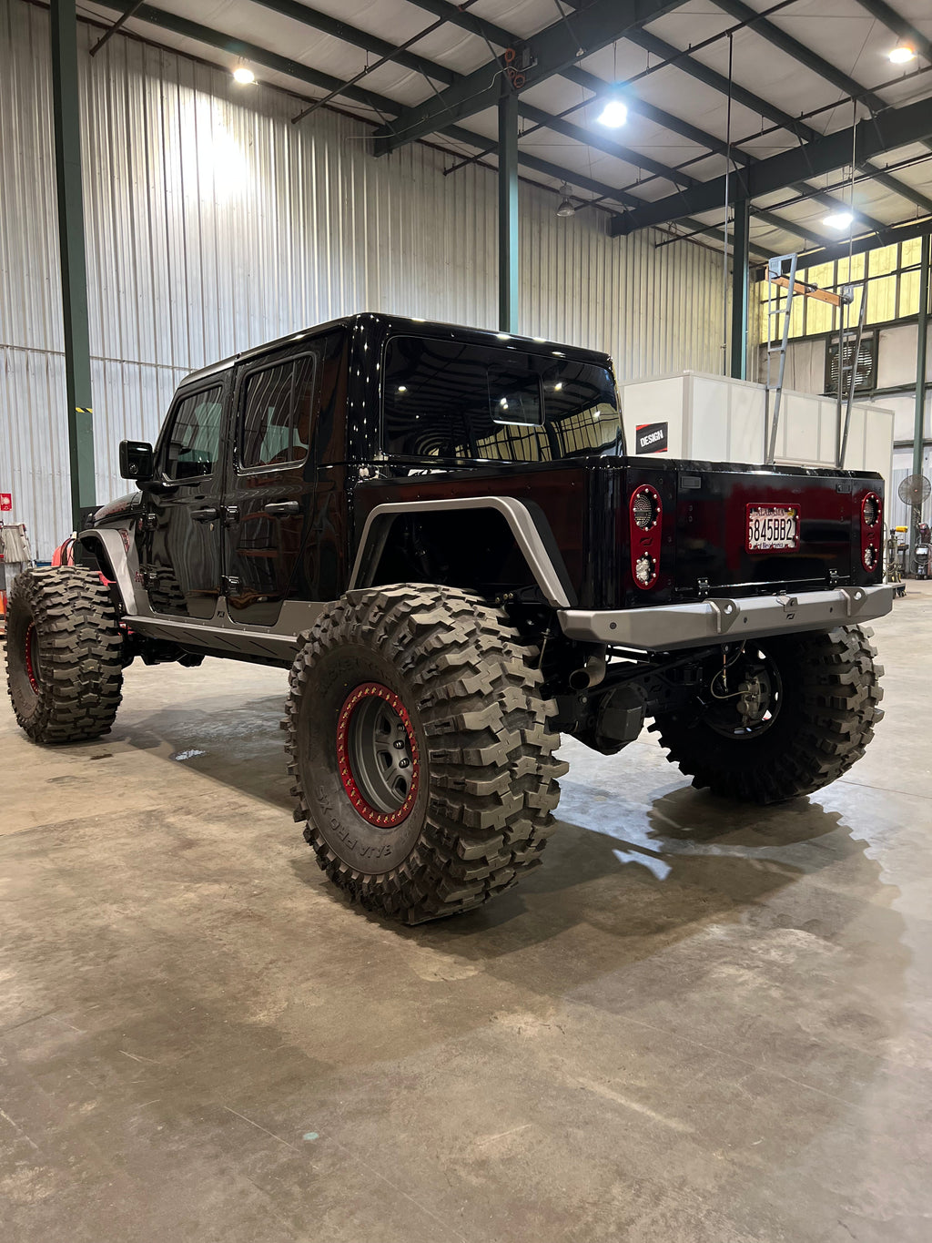 Caja de reemplazo Motobilt Bobbed para Jeep Gladiator JT