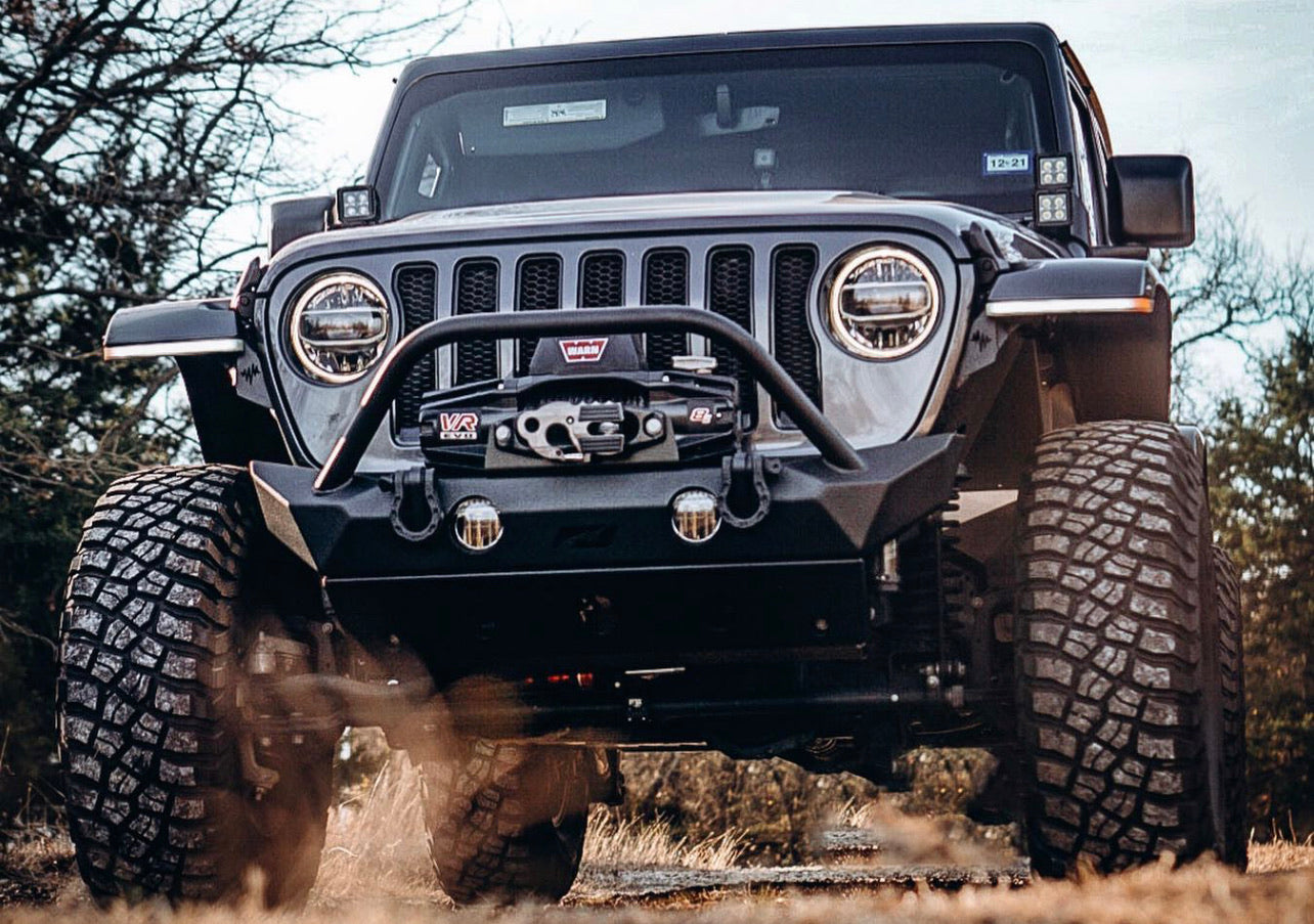 Motobilt Jeep Wrangler JL / Gladiator JT Hammer Front Bumper w/ Bull Bar, Fog Mounts & Skid Plate