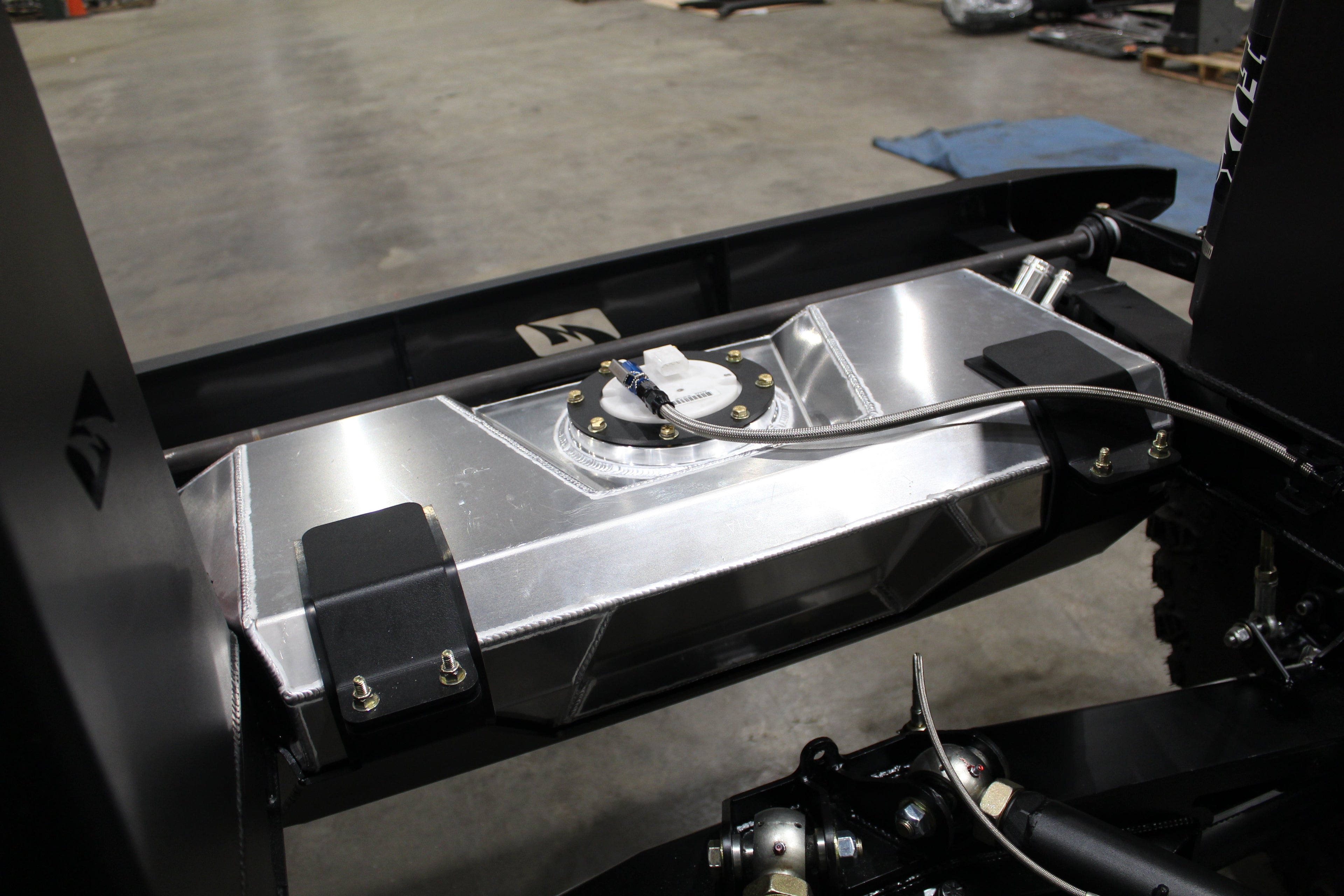 Motobilt Jeep Wrangler JK / JKU Aluminum Fuel Cell w/ Skid Plate for MB3025 Back Half Kit