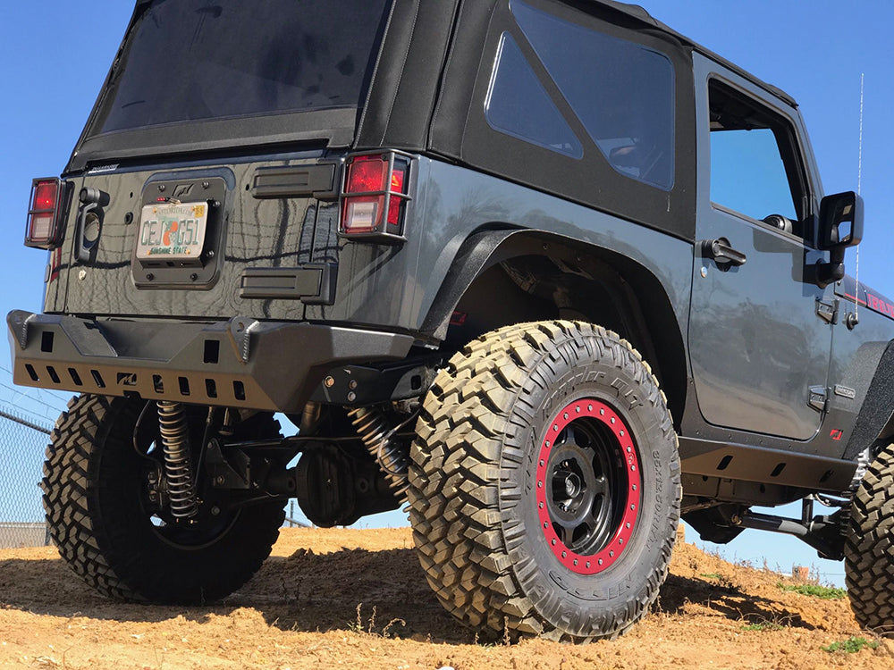 Parachoques trasero Motobilt Jeep Wrangler JK / JKU Crusher con soportes para luces