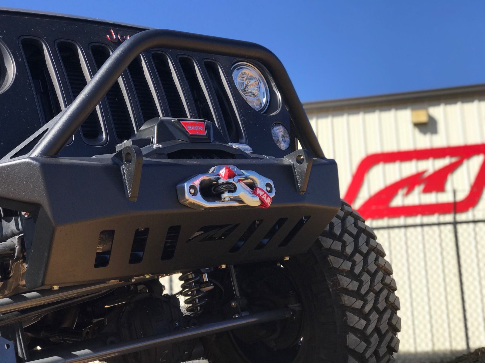 Motobilt Jeep Wrangler JK / JKU Crusher Front Bumper w/Stinger