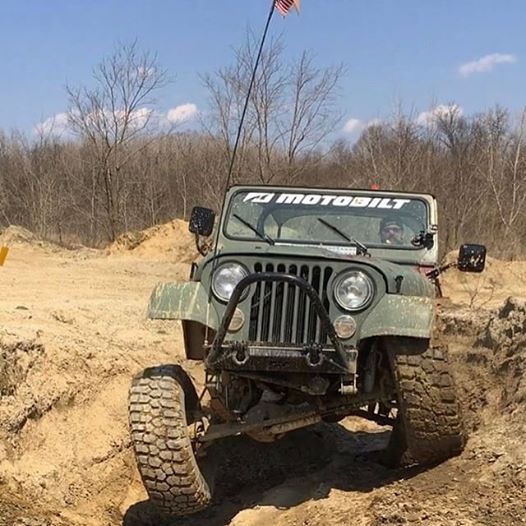Motobilt Jeep CJ Stubby Front Bumper w/ Stinger